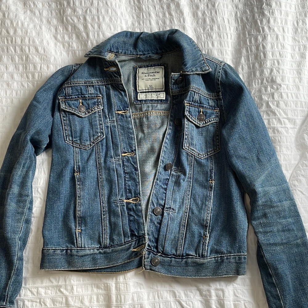 Blue Denim cropped jean jacket